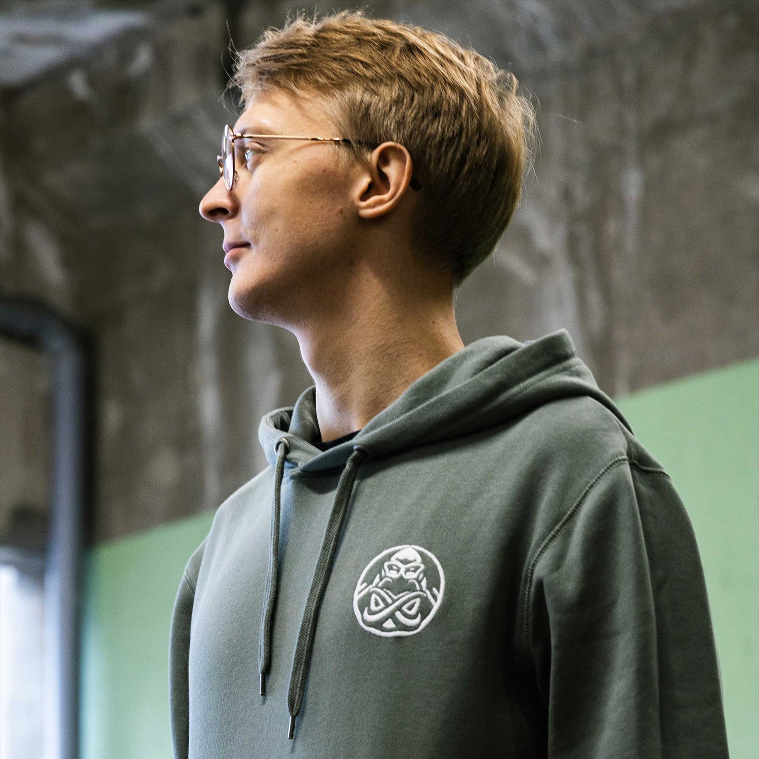 ENCELADUS Light Hoodie Thyme | ENCE Shop