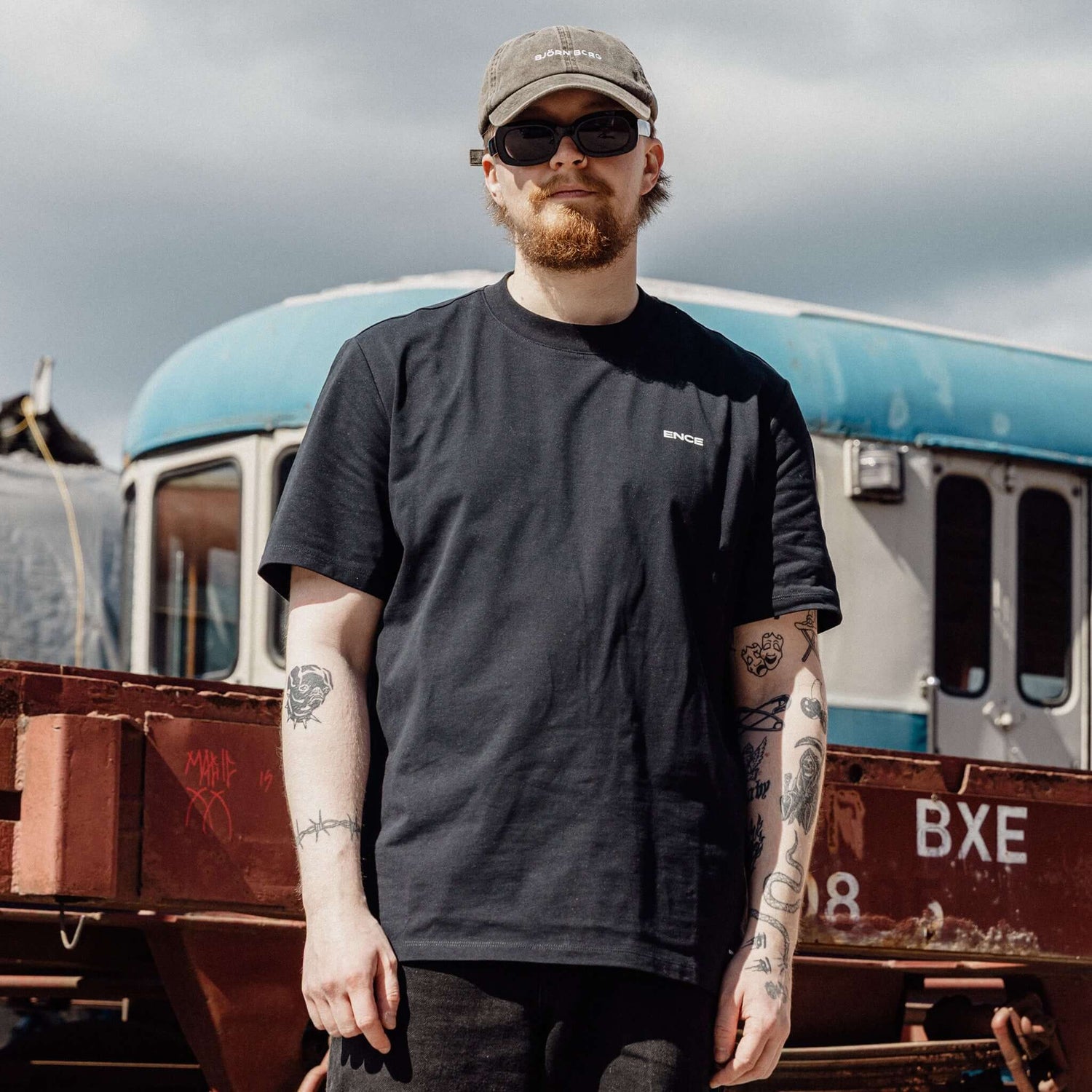 BEAST Oversized T-Shirt Black