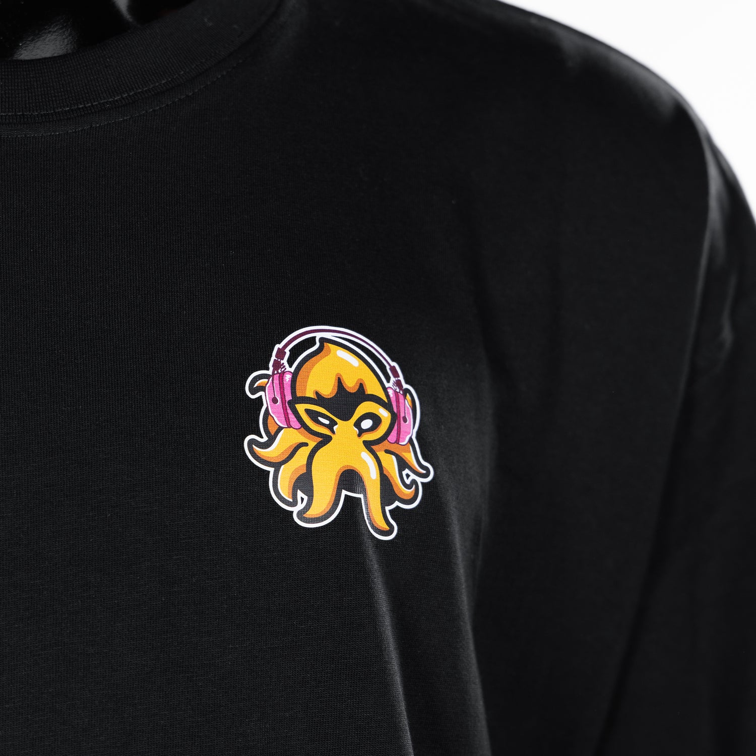 Essential Cartoon ENCELADUS Black - Oversize